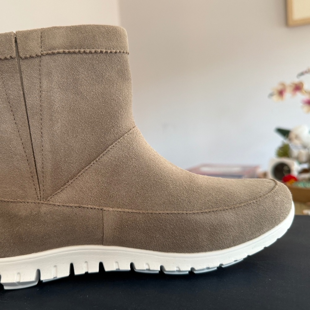 Cole Haan Suede Ankle Boots – Size 7B – NEW